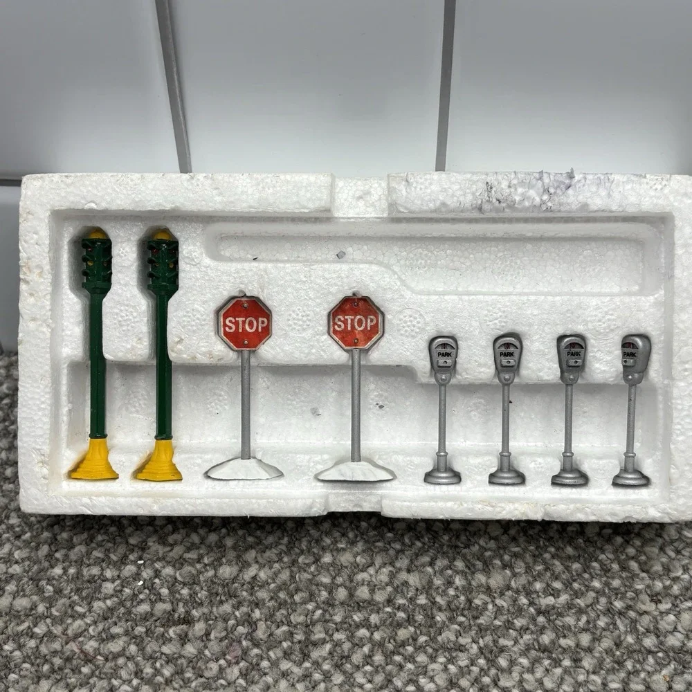 The Heritage Village Collection Utilites Set of 8‎ Handpainted Metal